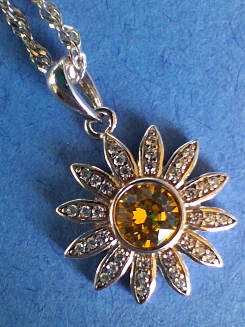 Sterling Silver Daisy 18" Necklace with Premium Yellow Crystal Center